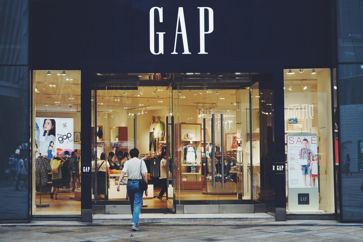 GAP TO CLOSE 19 SHOPS ACROSS THE UK AND IRELAND